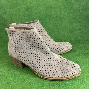 Lucky Brand Bergyn Round Toe Leather Ankle Booties